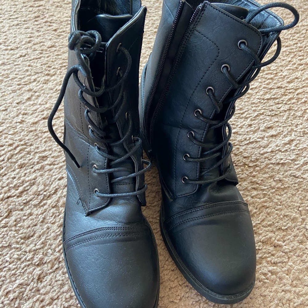 💜Black Boots💜